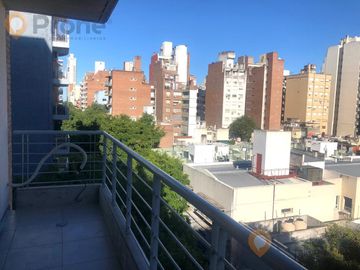 VENTA - Departamento 1 dormitorio con balcón al frente