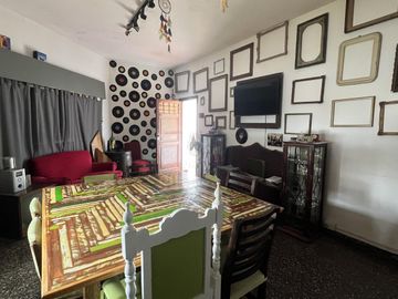 Casa de 3 amb a la venta en Cañuelas Centro
