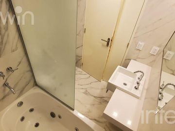 Departamento - 3 Ambientes - con balcón y cochera - Palermo Nuevo - VENTA