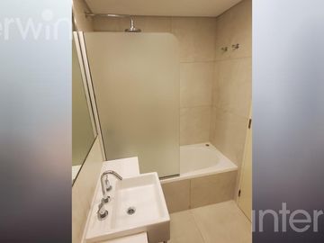 Departamento - 3 Ambientes - con balcón y cochera - Palermo Nuevo - VENTA