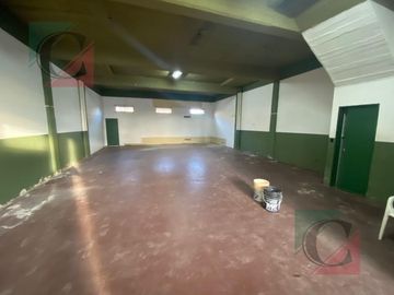 Galpón 8x26mts aprox - Banfield
