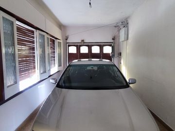 Casa en Moldes al 200, Llavallol