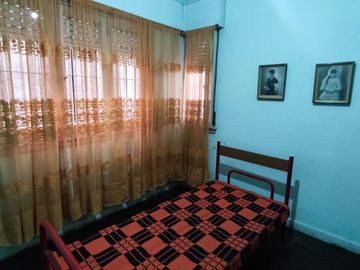 Casa en Moldes al 200, Llavallol