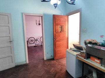 Casa en Moldes al 200, Llavallol