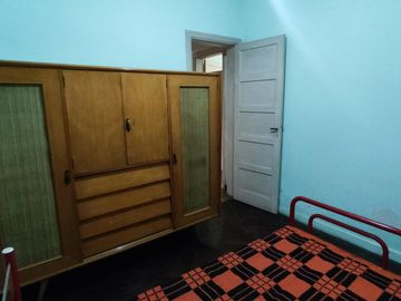 Casa en Moldes al 200, Llavallol