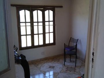 Oportunidad! - Hermoso chalet c/ Depto anexo y excelente estado - Tanti - Sierras de Córdoba
