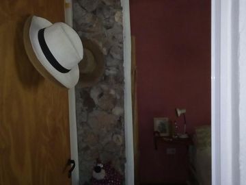 Oportunidad! - Hermoso chalet c/ Depto anexo y excelente estado - Tanti - Sierras de Córdoba