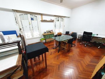 PH Casa con jardin a media cuadra de Maipu - Olivos