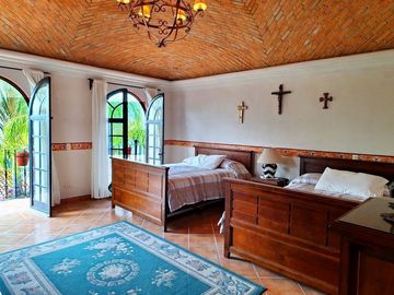 Casa venta, Residencial Villa de  Los Frailes, San Miguel de Allende, Gto.