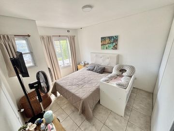 Duplex en venta actualizado en Escobar con PATIO,  PARRILLA Y COCHERA