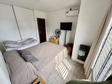 Duplex en venta actualizado en Escobar con PATIO,  PARRILLA Y COCHERA