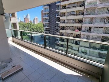 Departamento semipiso 3 dormitorios, Güemes y Oroño