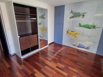 Departamento semipiso 3 dormitorios, Güemes y Oroño