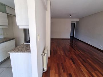 Departamento semipiso 3 dormitorios, Güemes y Oroño