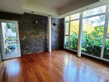 Casa en venta en Barrio Santa Ana Moreno