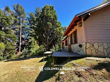 Casa en venta- 3 dormitorios, Península de San Pedro, S. C. de Bariloche