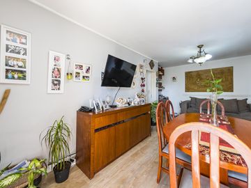 Departamento dos dormitorios en venta en complejo cerrado
