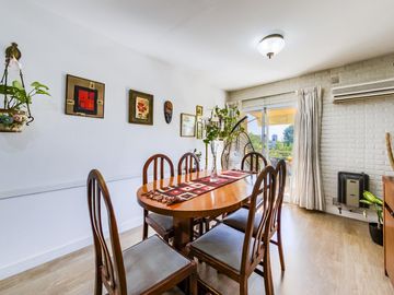 Departamento dos dormitorios en venta en complejo cerrado