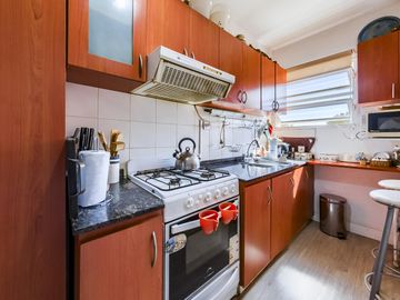 Departamento dos dormitorios en venta en complejo cerrado