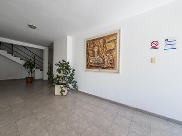 Departamento dos dormitorios en venta en complejo cerrado