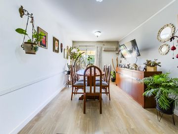 Departamento dos dormitorios en venta en complejo cerrado