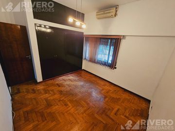 CASA EN VENTA EN MORON SUR