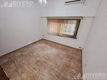 CASA EN VENTA EN MORON SUR