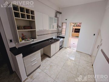 CASA EN VENTA EN MORON SUR
