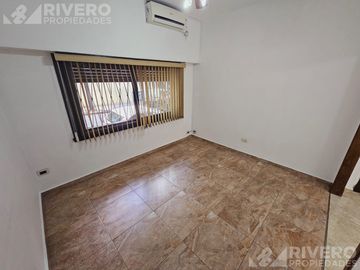 CASA EN VENTA EN MORON SUR