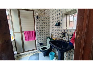 CASA EN VENTA BARRIO SAN ANDRES, CERCA AVENIDAS PRINCIPALES