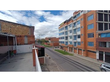 CASA EN VENTA BARRIO SAN ANDRES, CERCA AVENIDAS PRINCIPALES