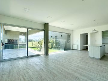 Casa en venta Barrio San Felipe Canning