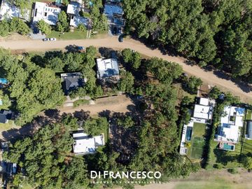 Casa 4 Ambientes en Venta en Pinamar - Isla del Golf