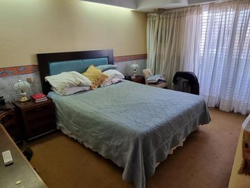 Casa en venta con pileta Villa Ballester