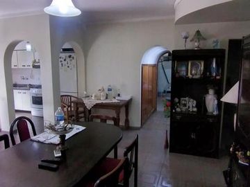 P,h al frente 3 amb con jardin y cochera