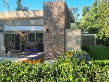 Casa en venta en Cardenal del Monte, General Rodriguez