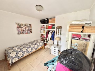 Duplex en venta actualizado en Escobar con PATIO , PARRILLA Y COCHERA
