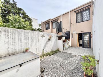 Duplex en venta actualizado en Escobar con PATIO , PARRILLA Y COCHERA