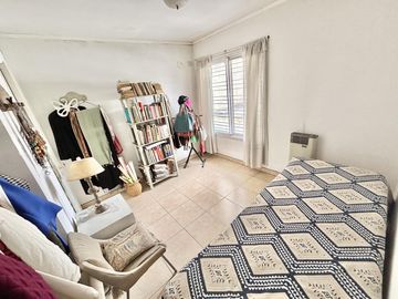 Duplex en venta actualizado en Escobar con PATIO , PARRILLA Y COCHERA