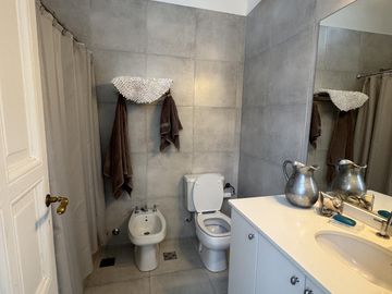 excelente estado - imperdible Departamento con  terraza de 100m2 - oportunidad - patio y parrilla