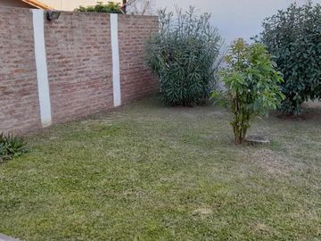 Casa de 4 ambientes en venta en Barrio Uno, Ezeiza