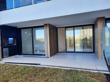 Venta departamento 3 ambientes con dependencia y jardin en Vilago  Puerto Escondido - Nordelta