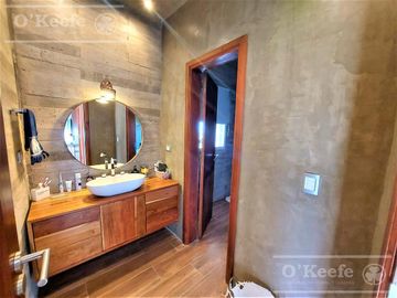 Casa en venta de Cuatro Dormitorios con Piscina en Pueblos del Plata - Magallanes