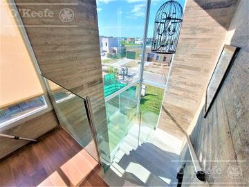 Casa en venta de Cuatro Dormitorios con Piscina en Pueblos del Plata - Magallanes
