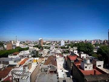 Departamento con terraza exclusiva y amenities en Maipú 2247 – Entrega inmediata