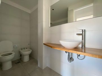 Departamento con terraza exclusiva y amenities en Maipú 2247 – Entrega inmediata