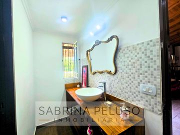 Casa quinta a terminar en VENTA situada en Moreno