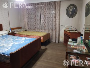 Venta de Terreno ó casa a reciclar en Wilde (28475)