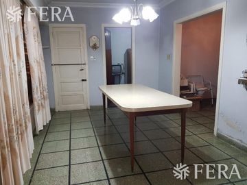 Venta de Terreno ó casa a reciclar en Wilde (28475)