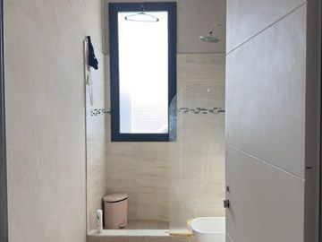 Casa en venta-Santa Isabel-Laguna-4 Ambientes-Pileta climatizada-Ingeniero Maschwitz-Escobar